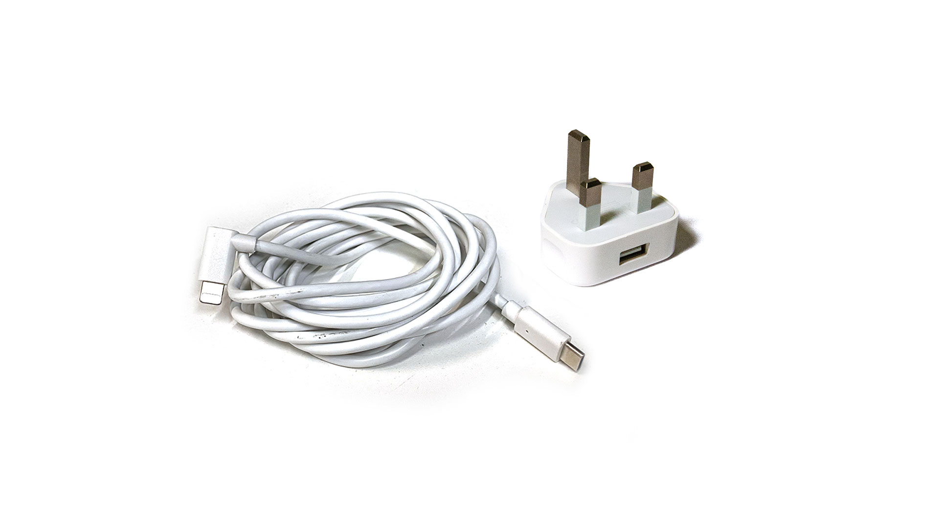 Charging-Wire_with-plug.jpg